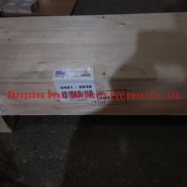 道依茨气缸盖总成 04515636